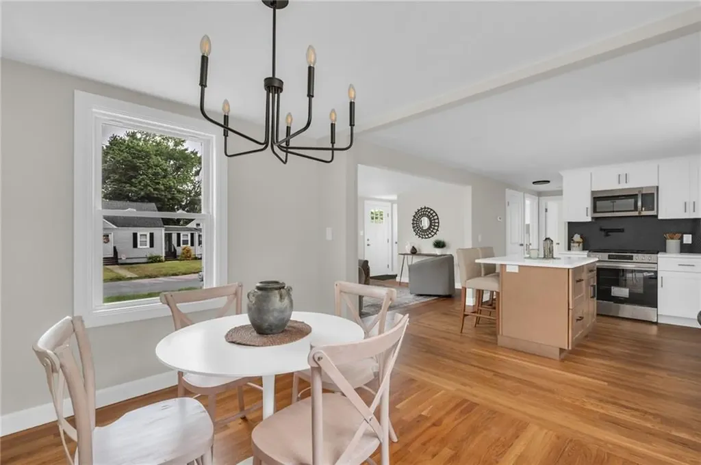142 Yucatan Drive Warwick RI 02889