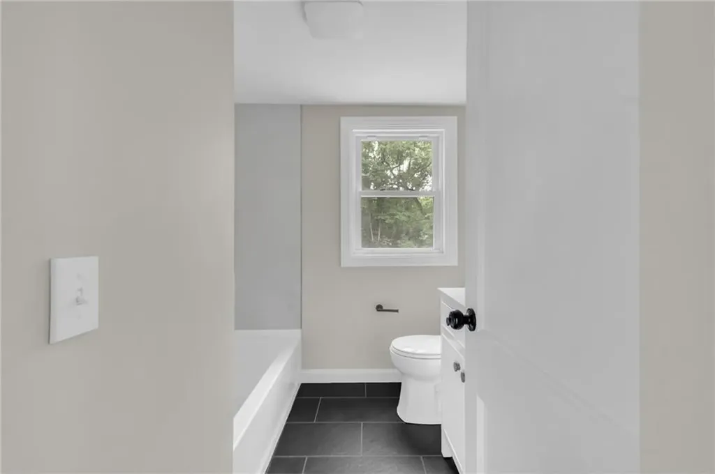 142 Yucatan Drive Warwick RI 02889