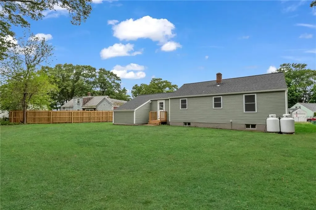142 Yucatan Drive Warwick RI 02889