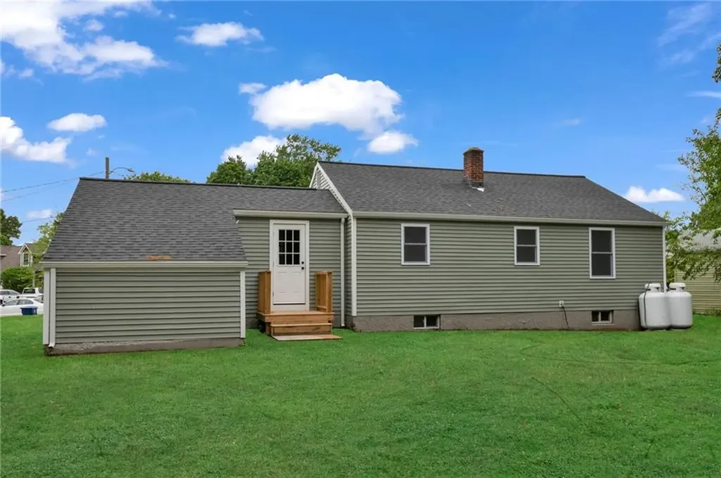 142 Yucatan Drive Warwick RI 02889