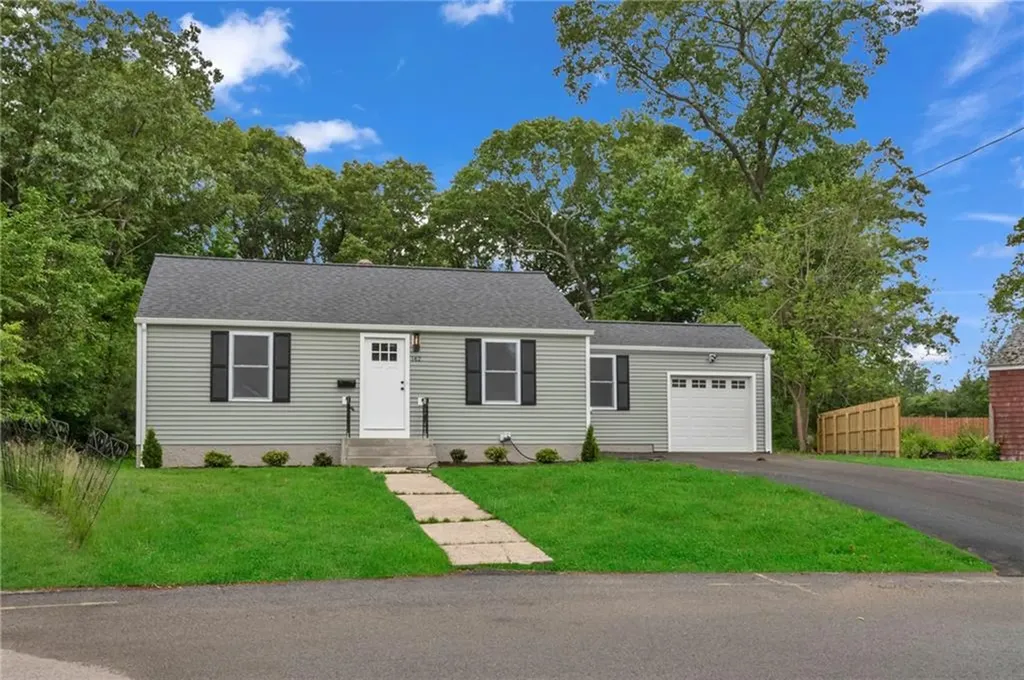 142 Yucatan Drive Warwick RI 02889