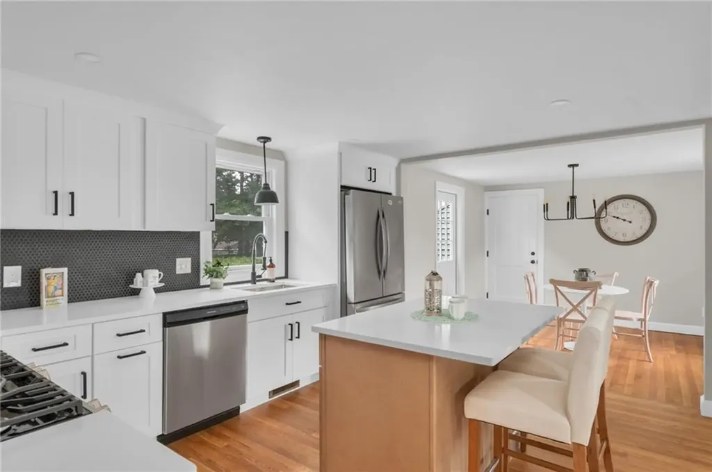 142 Yucatan Drive Warwick RI 02889