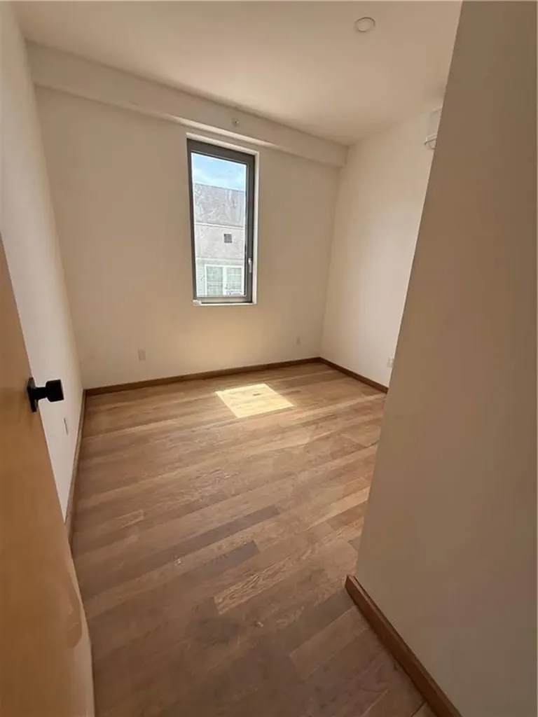 536 Smith Street Providence RI 02908