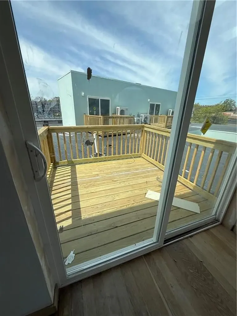 536 Smith Street Providence RI 02908