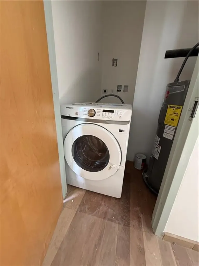 536 Smith Street Providence RI 02908