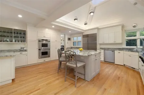 30 Angell Court Warwick RI 02889