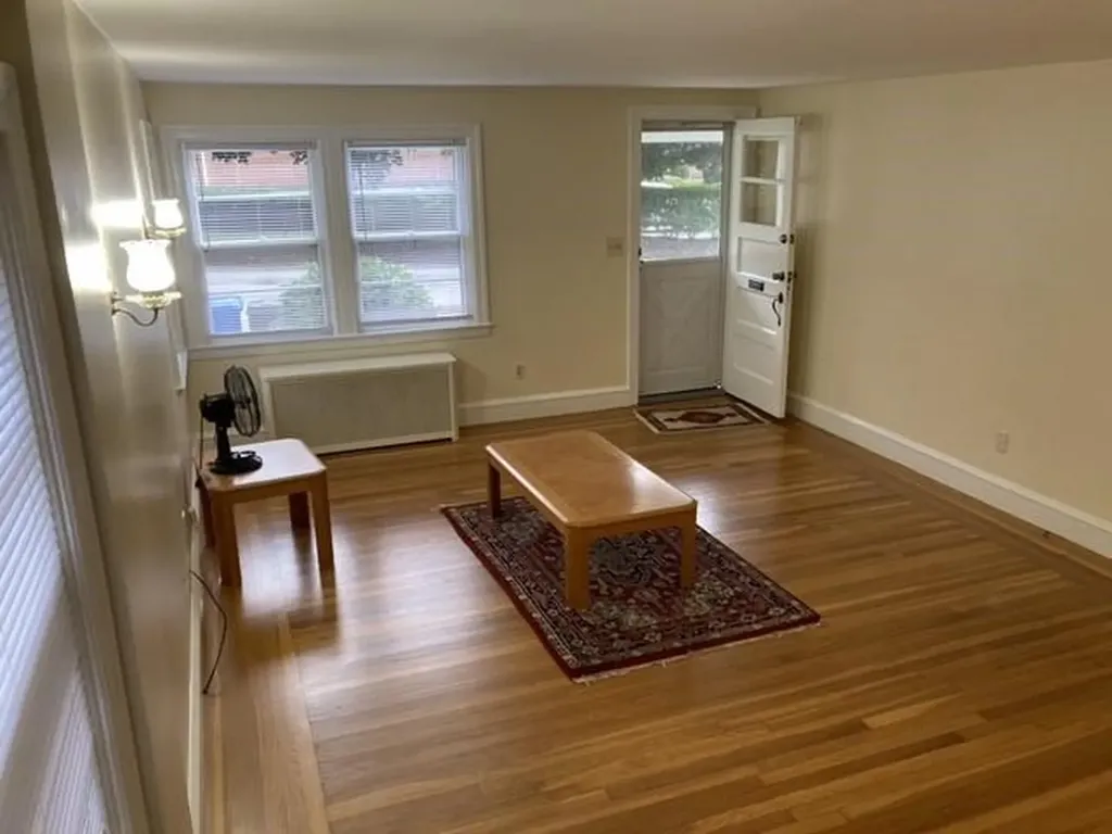 285 Knollwood Avenue Cranston RI 02910
