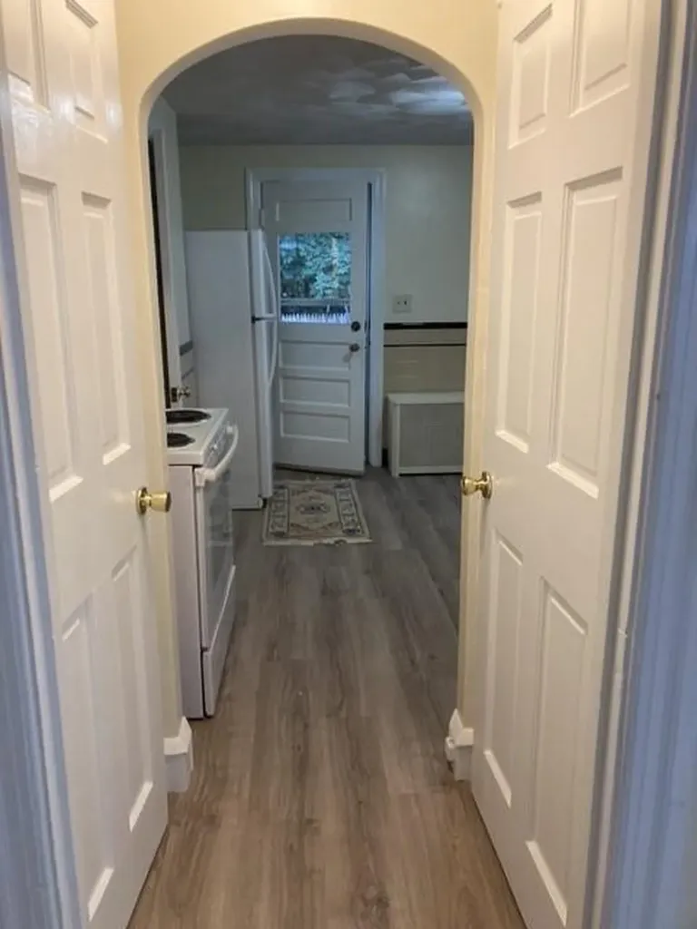 285 Knollwood Avenue Cranston RI 02910