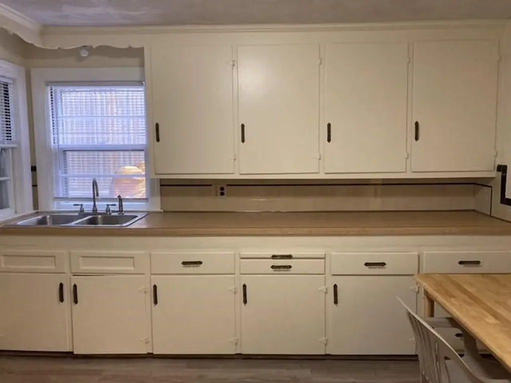 285 Knollwood Avenue Cranston RI 02910