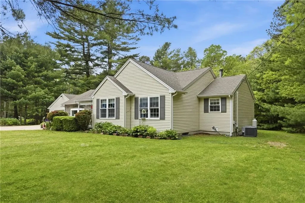 134 Auburn Drive Charlestown RI 02813
