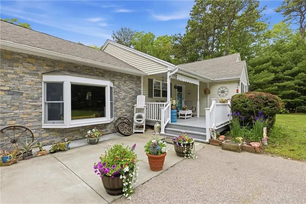 134 Auburn Drive Charlestown RI 02813
