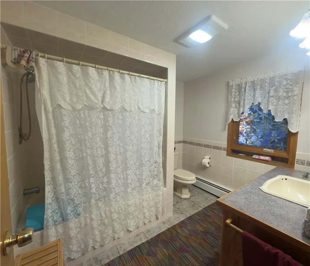 1264 Chopmist Hill Road Scituate RI 02857