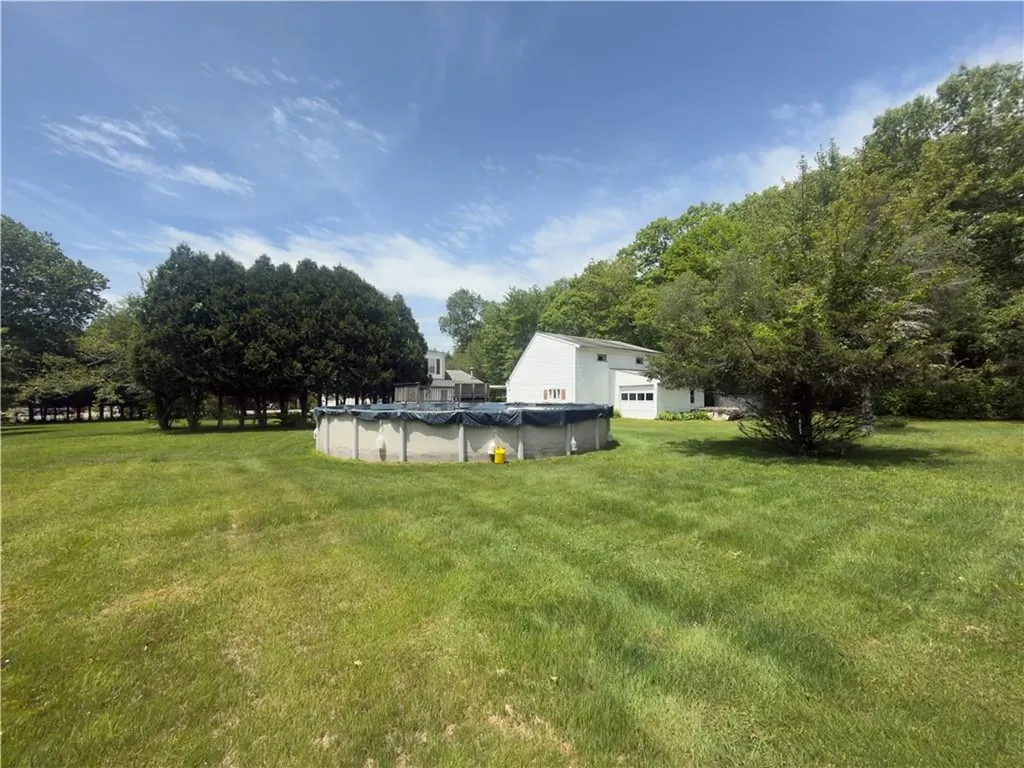 1264 Chopmist Hill Road Scituate RI 02857
