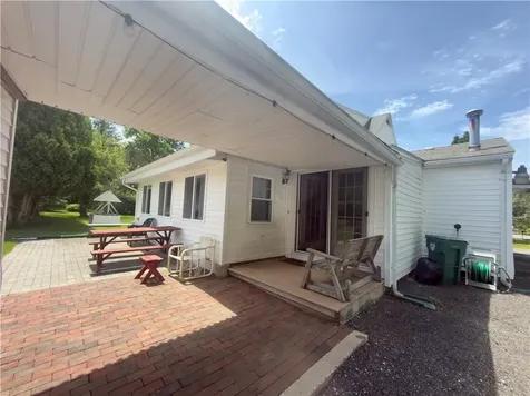 1264 Chopmist Hill Road Scituate RI 02857