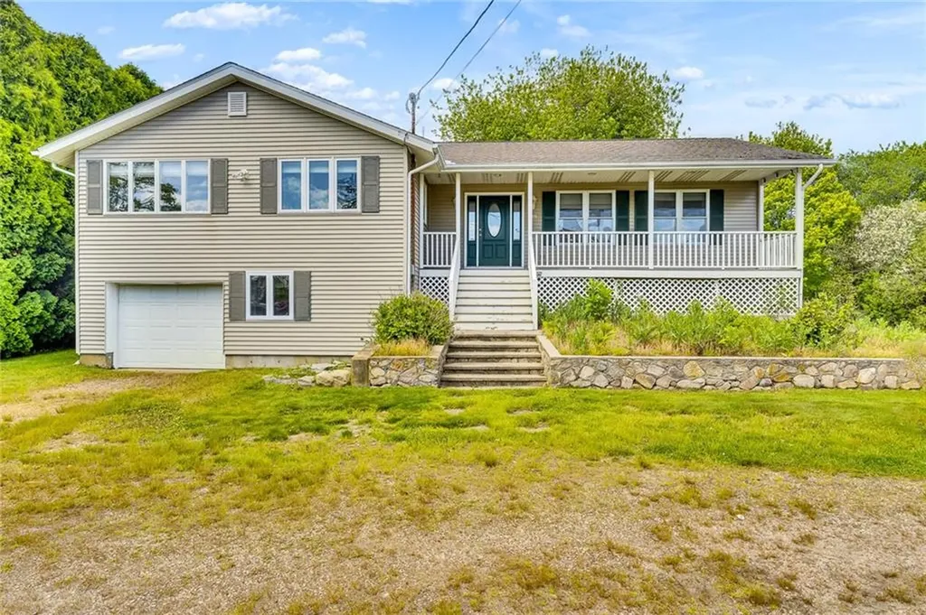 84 East Shore Road Narragansett RI 02882