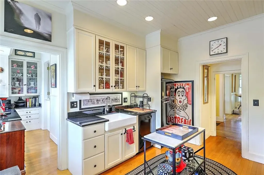 26 Diman Place Providence RI 02906