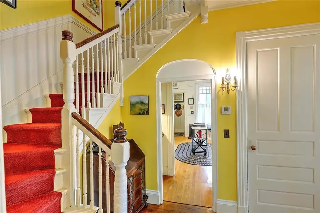 26 Diman Place Providence RI 02906