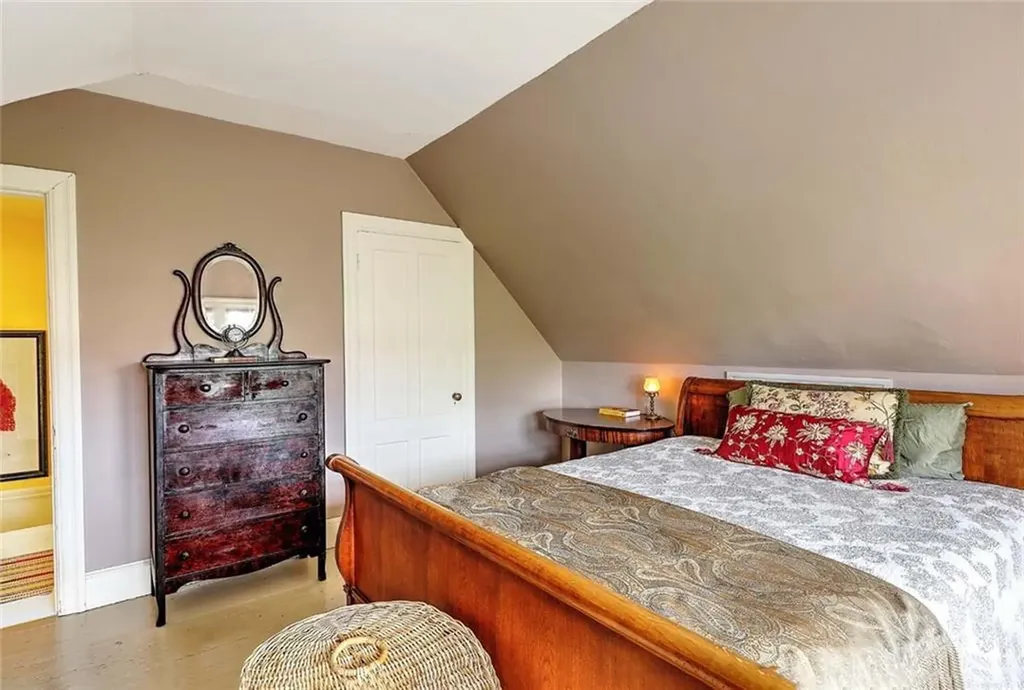 26 Diman Place Providence RI 02906
