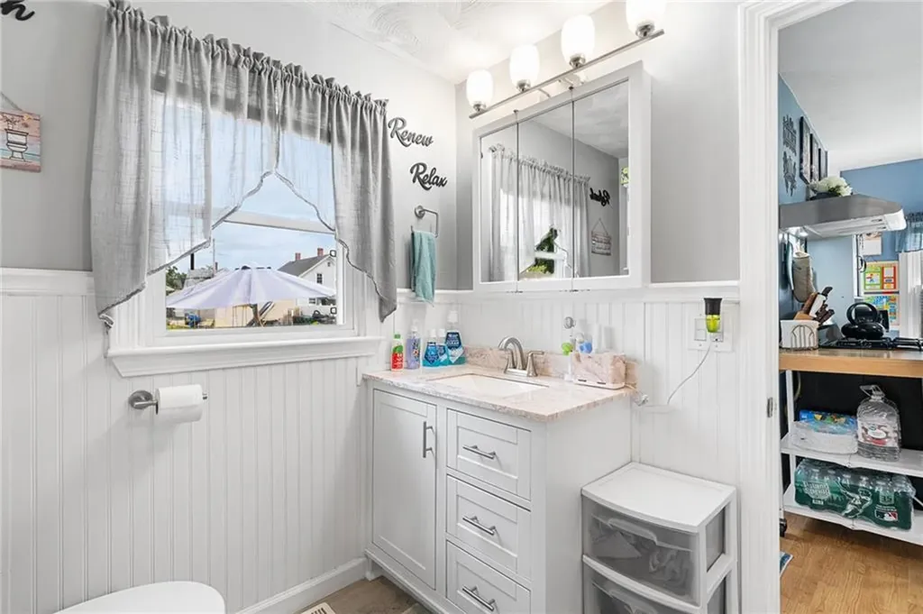 56 Cottage Street Warwick RI 02886
