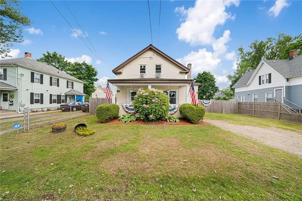 56 Cottage Street Warwick RI 02886