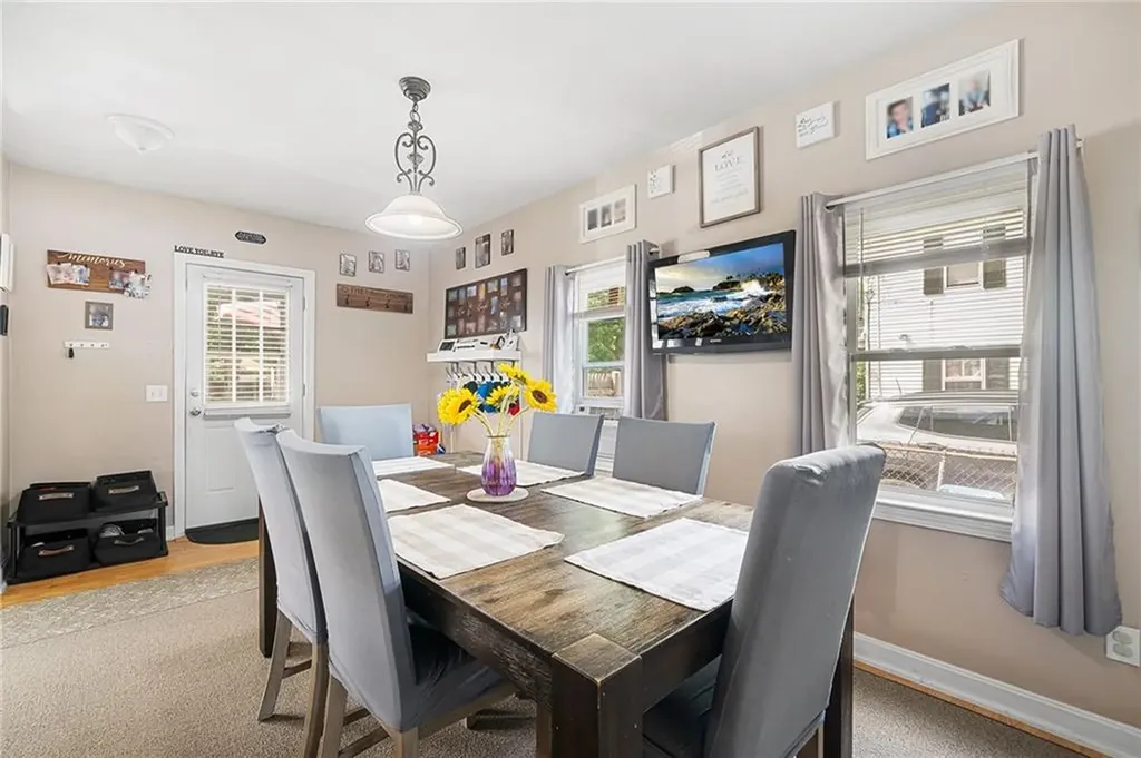 56 Cottage Street Warwick RI 02886