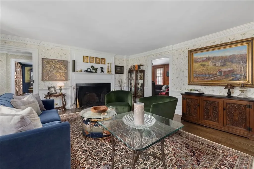 57 Old Forge Road Warwick RI 02818