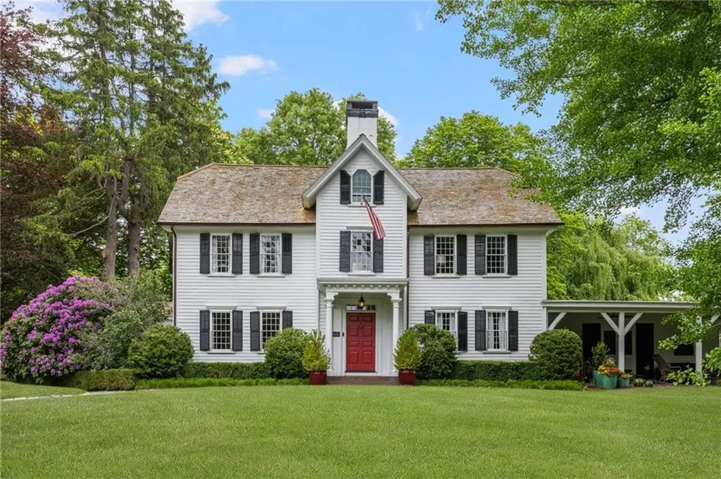 57 Old Forge Road Warwick RI 02818