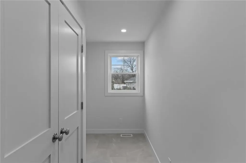 48 Child Lane Warwick RI 02886