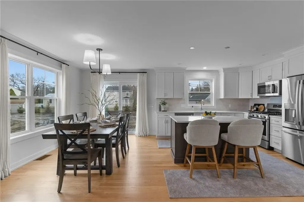 48 Child Lane Warwick RI 02886