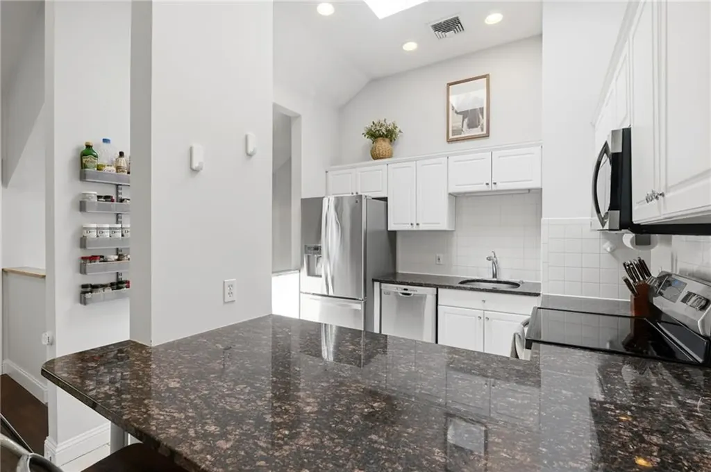 20 Stony Lane North Kingstown RI 02852