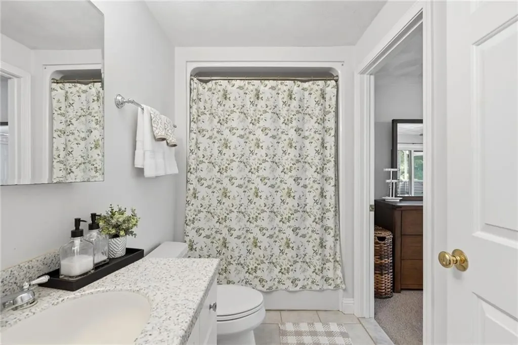 20 Stony Lane North Kingstown RI 02852