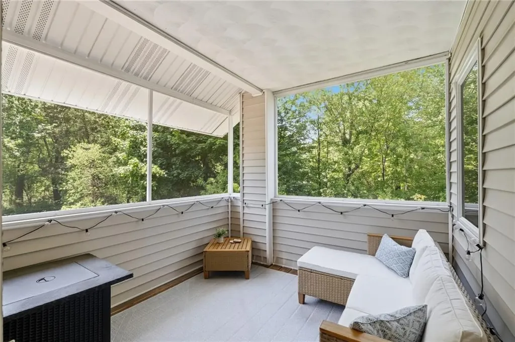 20 Stony Lane North Kingstown RI 02852