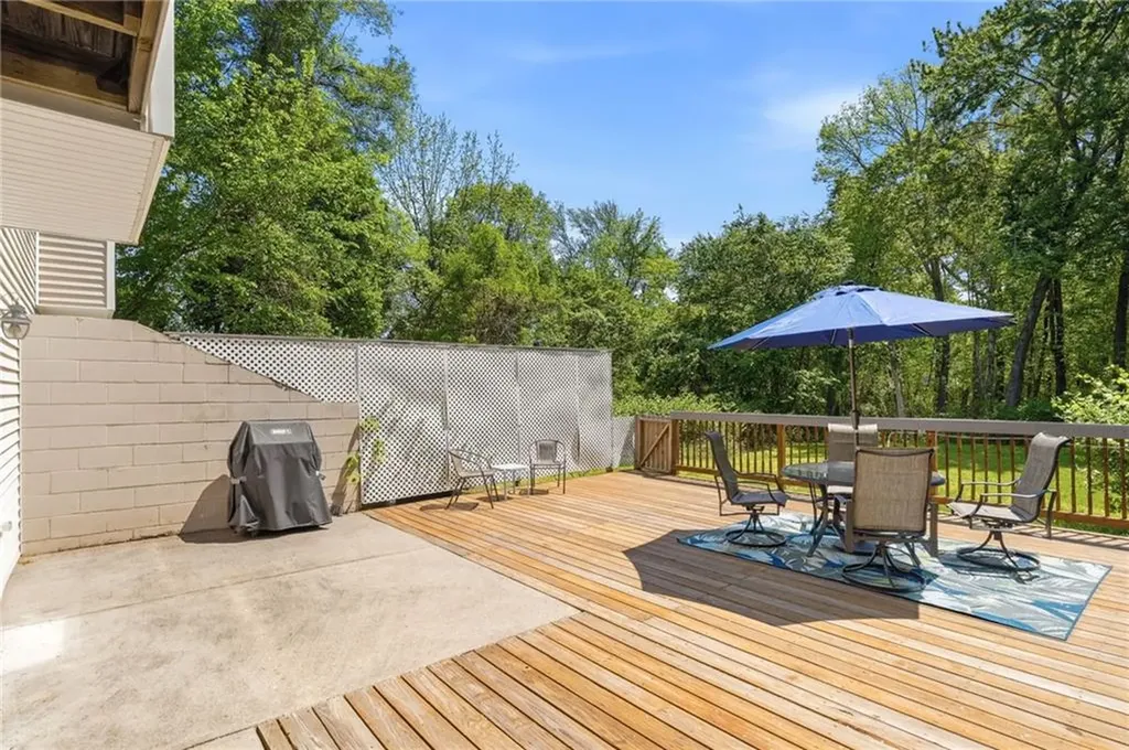 20 Stony Lane North Kingstown RI 02852