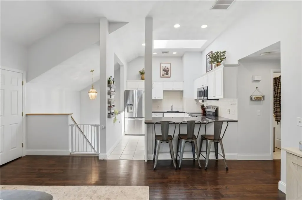 20 Stony Lane North Kingstown RI 02852