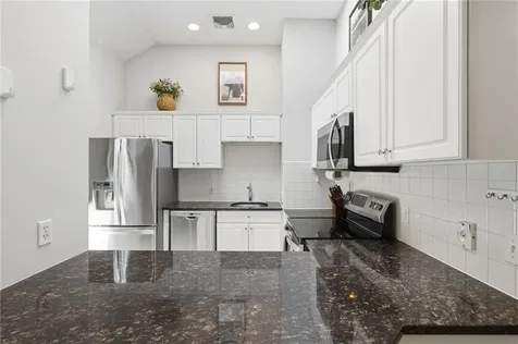 20 Stony Lane North Kingstown RI 02852