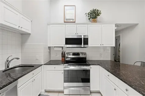 20 Stony Lane North Kingstown RI 02852