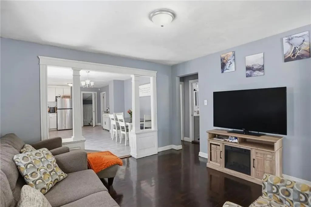 132 Roger Williams Avenue Providence RI 02907