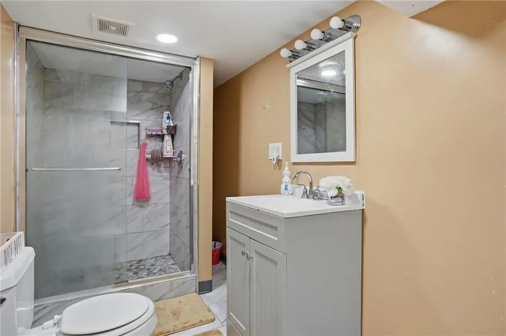 132 Roger Williams Avenue Providence RI 02907