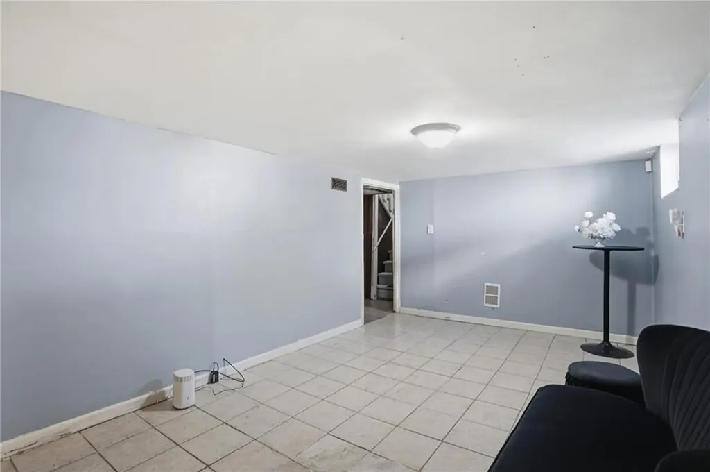 132 Roger Williams Avenue Providence RI 02907