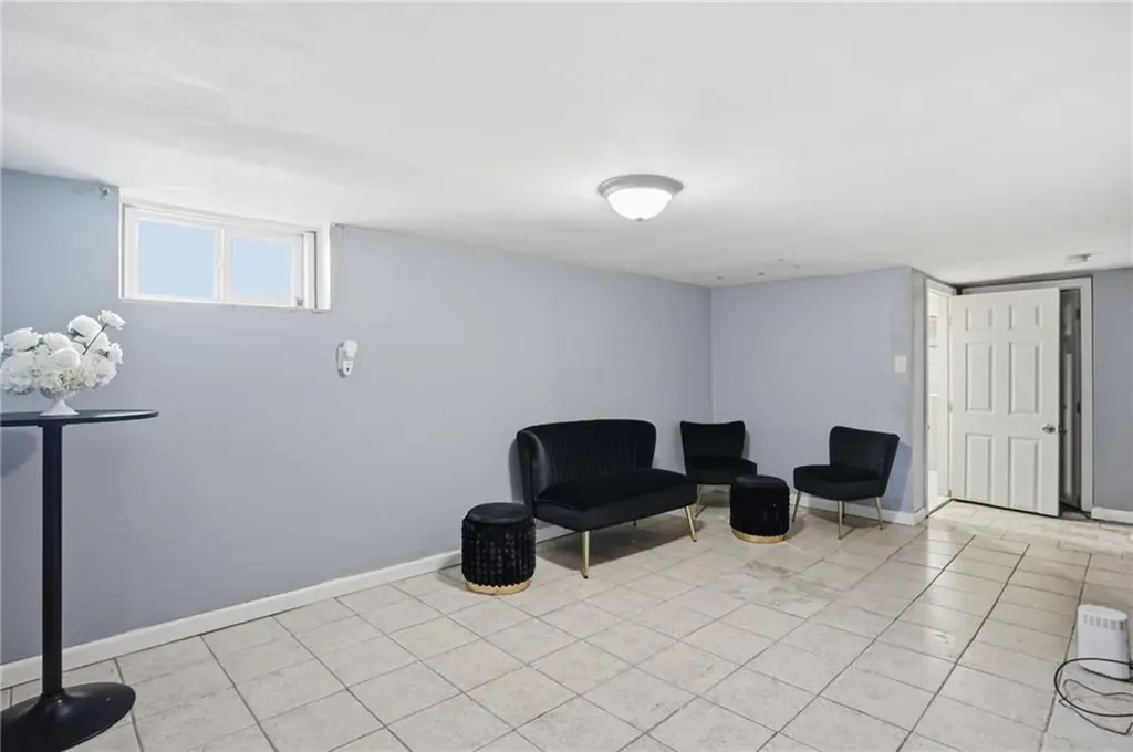 132 Roger Williams Avenue Providence RI 02907