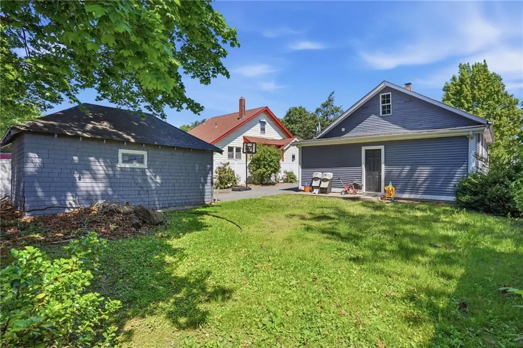 132 Roger Williams Avenue Providence RI 02907