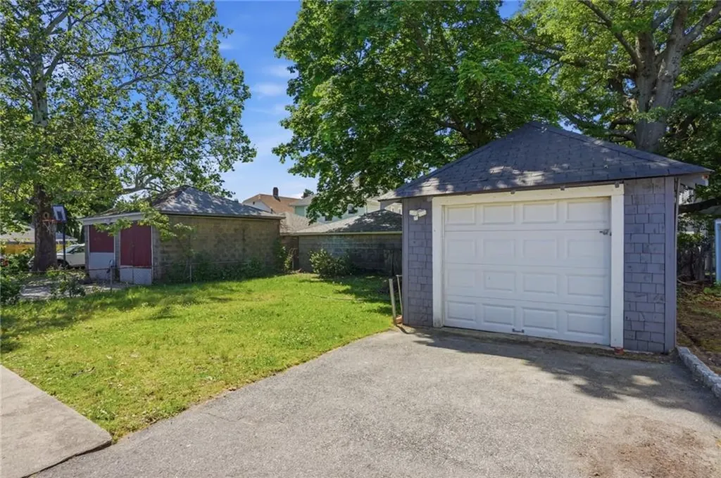 132 Roger Williams Avenue Providence RI 02907