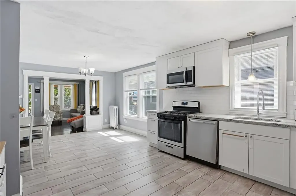 132 Roger Williams Avenue Providence RI 02907