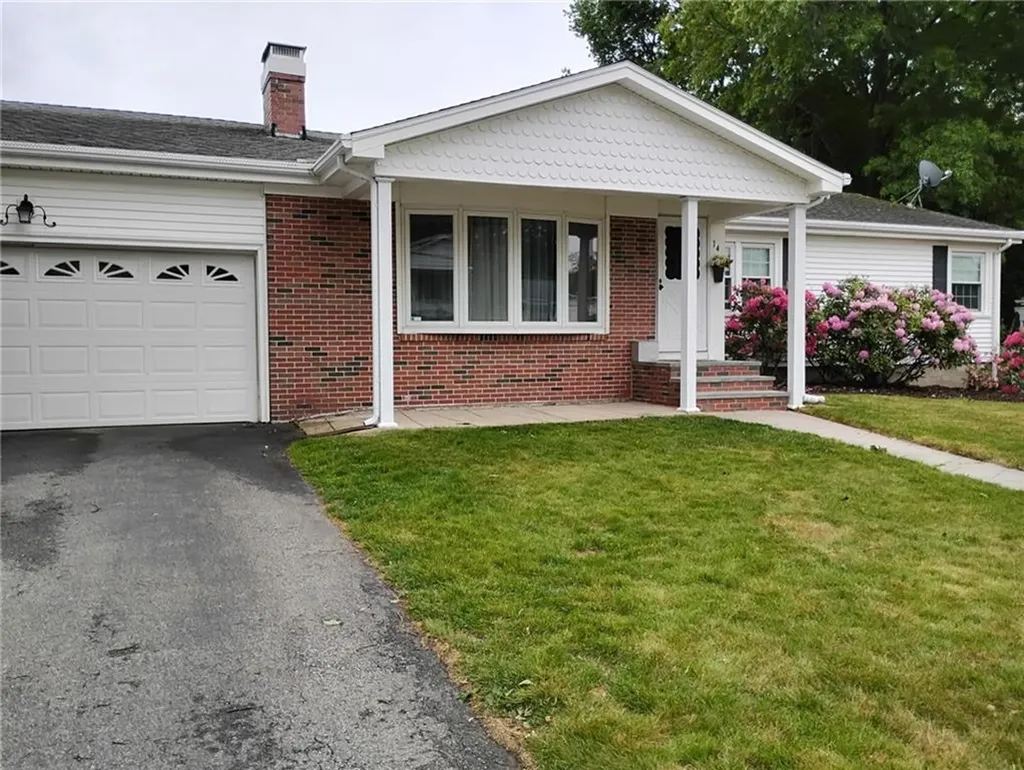 14 Elmhurst Drive Smithfield RI 02828