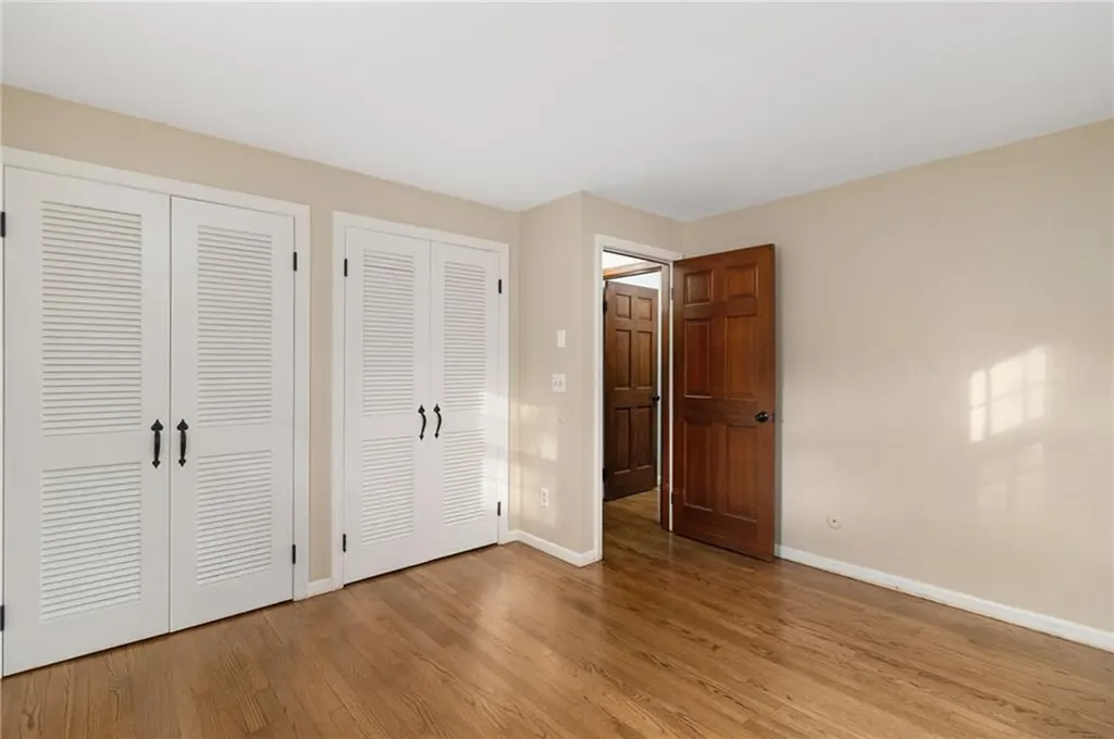 350 Essex Road North Kingstown RI 02852