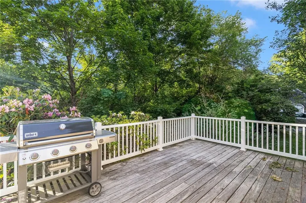350 Essex Road North Kingstown RI 02852
