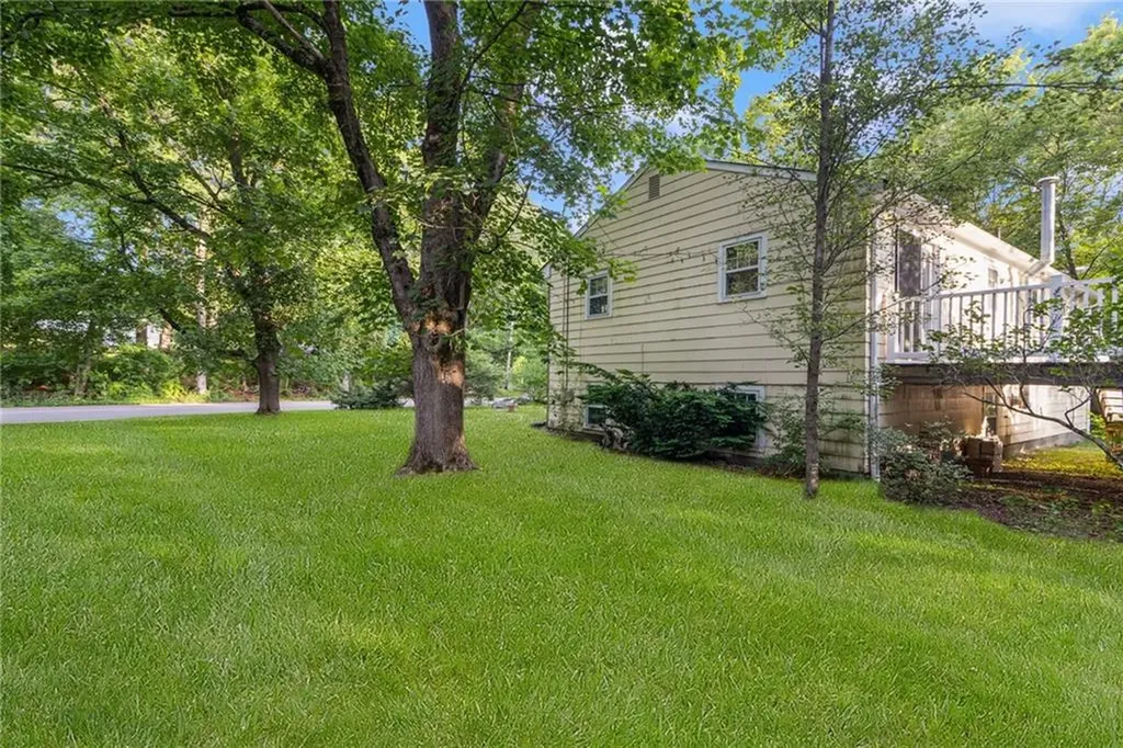 350 Essex Road North Kingstown RI 02852