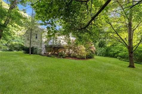 350 Essex Road North Kingstown RI 02852