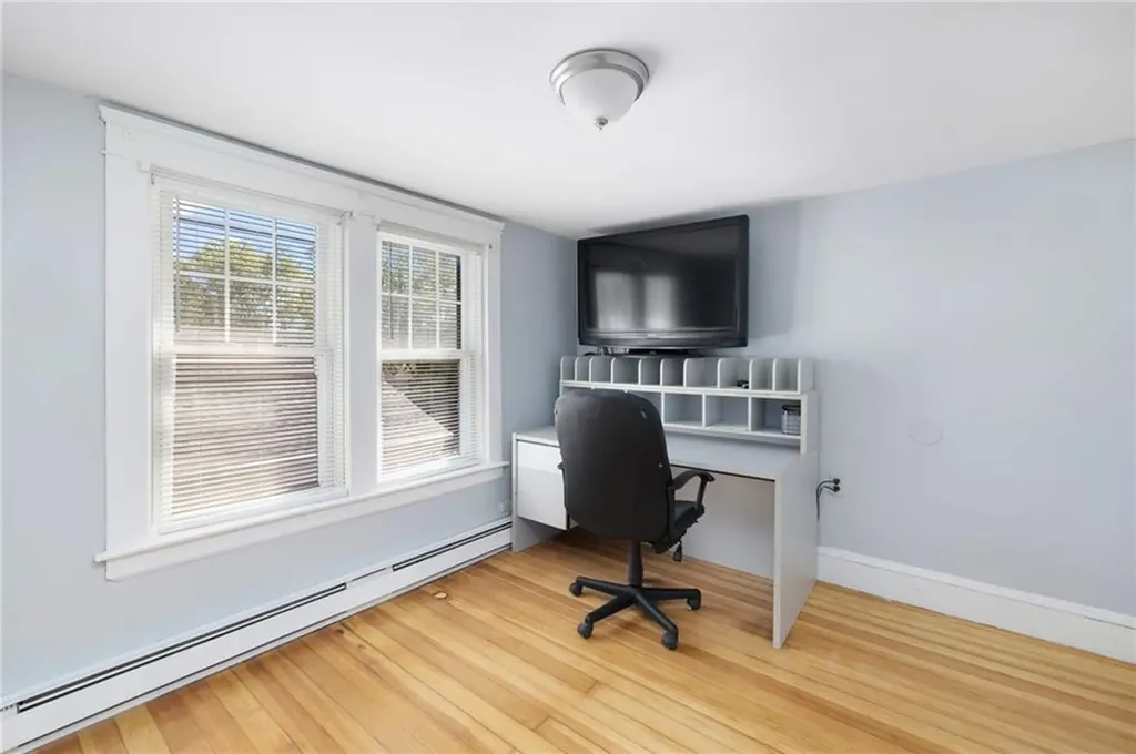 68 Covel Circle Warwick RI 02888