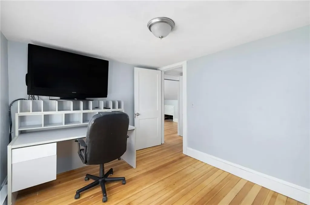 68 Covel Circle Warwick RI 02888